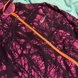 Nike wind breaker